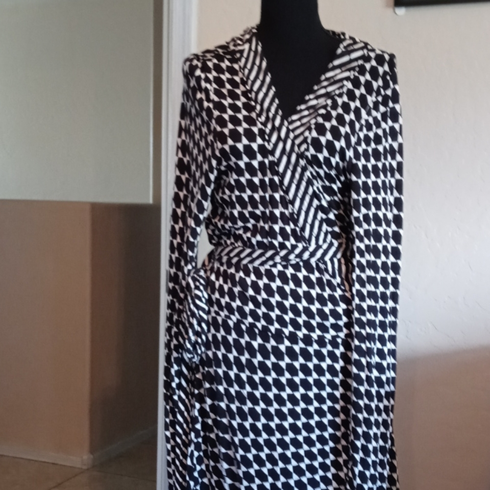 Banana Republic Retro Wrap Around Maxi Dress
